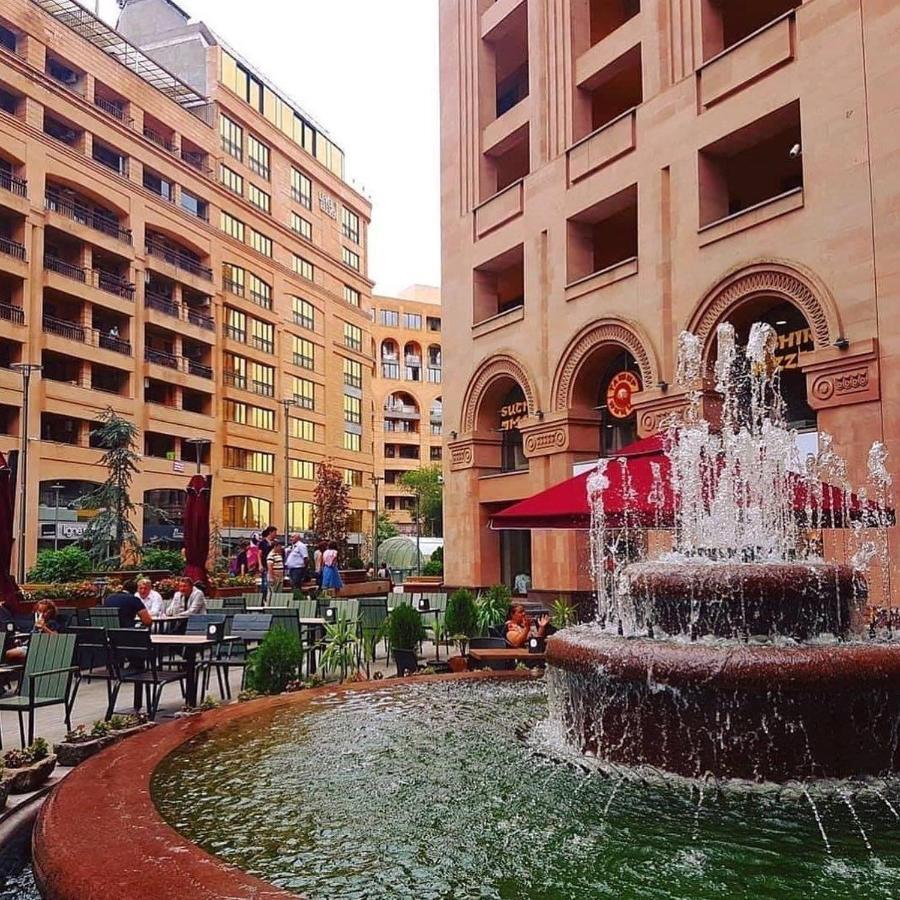 Downtown Inn เยเรวาน ภายนอก รูปภาพ